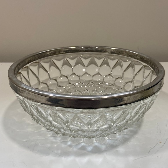 Crystal Bowl Silver Rim Cut Glass Candy Nut Bowl Elegant Decor 9" Wide - Picture 2 of 4